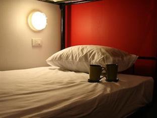 Kool Backpacker Hostel Patong Exterior foto